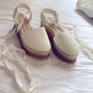 Espadrilles platform lace up closed toe
